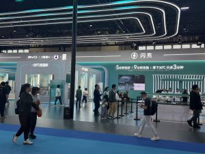 比亚迪与中国石化合作，以后加油站不仅能加油，还能充电_华夏商业网_华夏商业网_华夏财经_华夏资讯